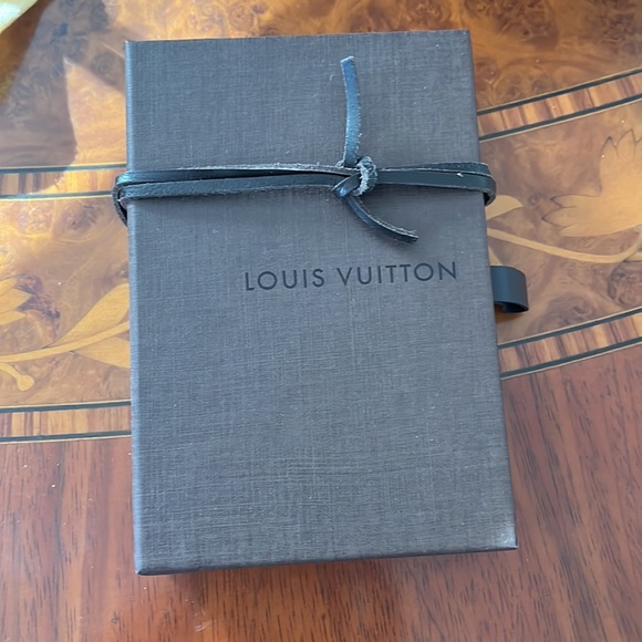 Authentic Louis Vuitton men’s wallet - Picture 9 of 9
